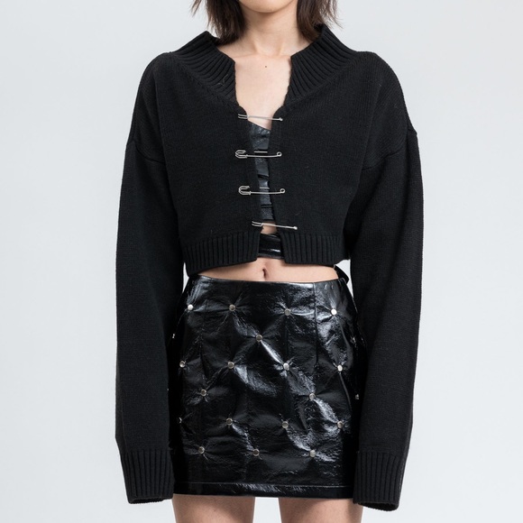 Danielle Guizio Black Safety Pin Cropped Sweater - Picture 5 of 11